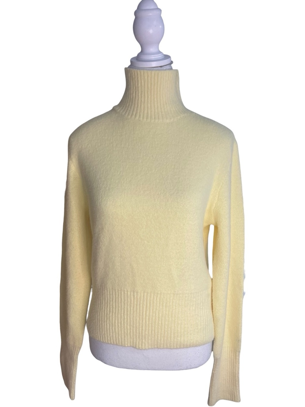 Zara Soft Knit Turtleneck Cropped Sweater Yellow